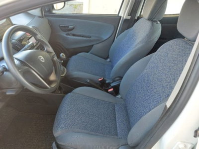 Lancia Ypsilon 1.0 FireFly 5 porte S&S Hybrid Ecochic Silver (6)