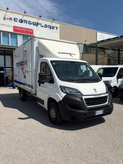 Peugeot Boxer Telaio 335 2.0 BlueHDi 160CV PL Cabinato usata