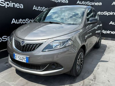 Lancia Ypsilon 1.0 FireFly 5 porte S&S Hybrid Ecochic A. Ferretti usata