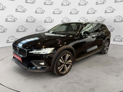 Volvo V60 Cross Country 2.0 b4 Ultimate awd auto usata