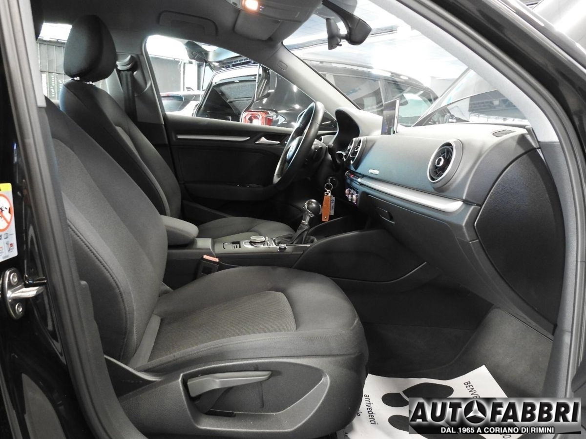 Audi A3 Sportback 1.6 TDI 116 CV S tronic (16)