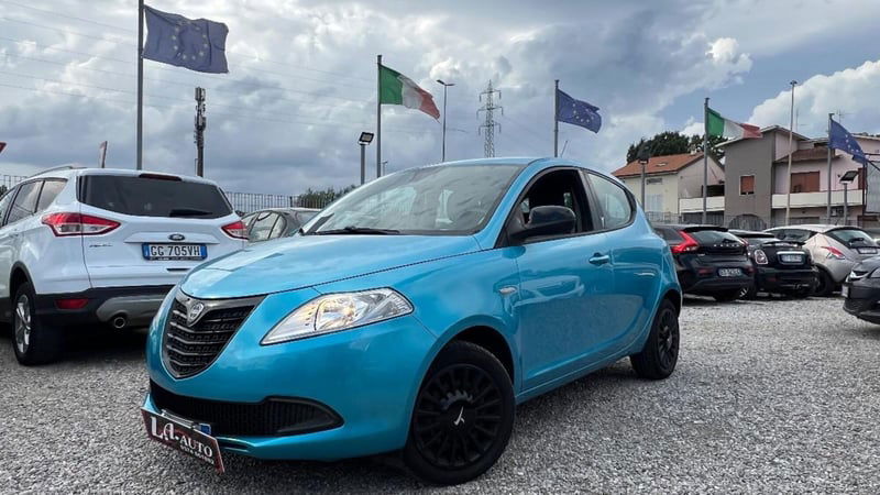 Lancia Ypsilon 1.2 69 CV 5 porte GPL Ecochic Gold
