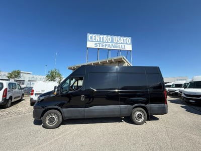 Iveco Daily Telaio 35S21A8 3.0 HPT PC Cabinato Hi-Matic usata
