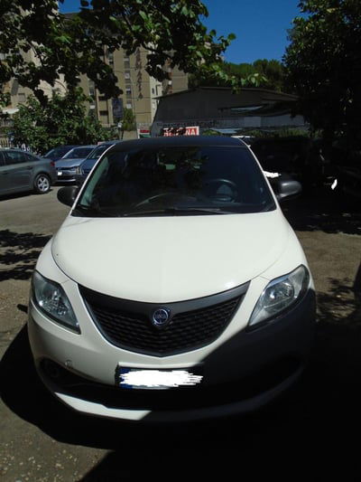 Lancia Ypsilon 1.2 69 CV 5 porte GPL Ecochic Monogram usata