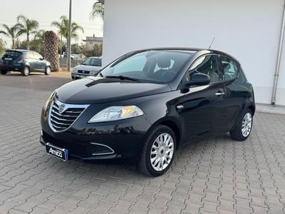 Lancia Ypsilon 1.2 69 CV 5 porte Platinum usata