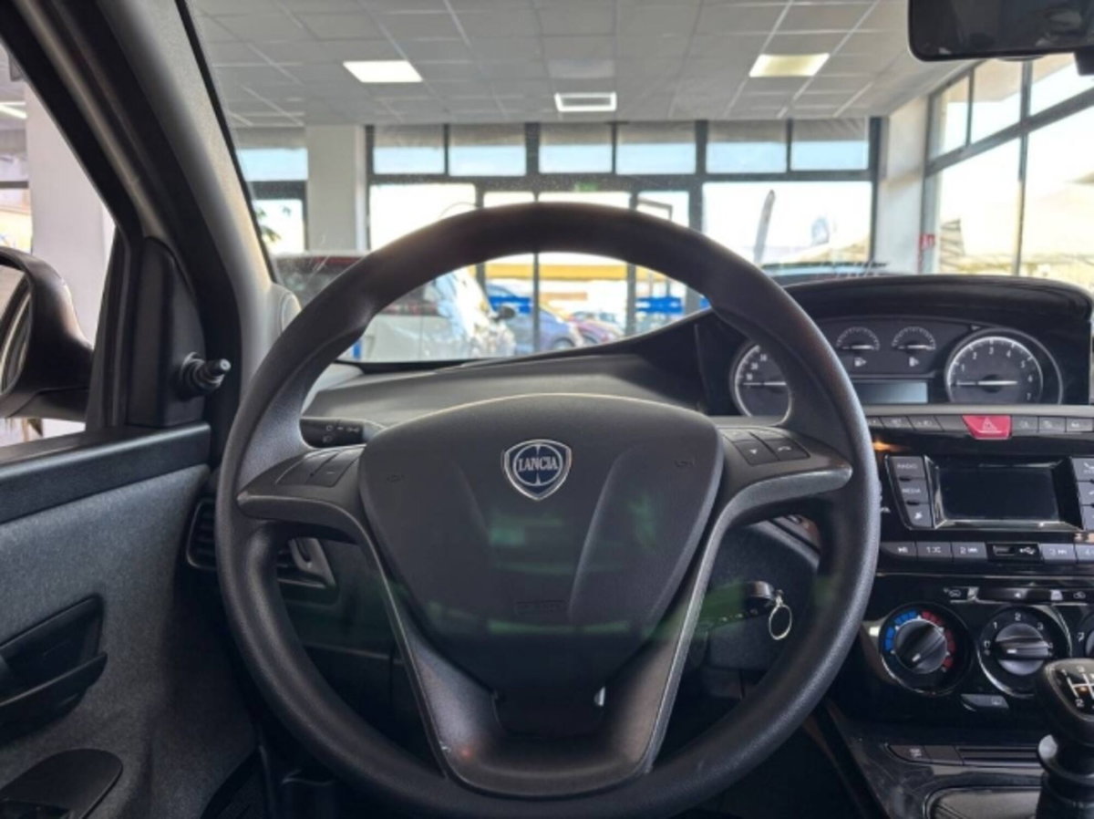 Lancia Ypsilon 1.0 FireFly 5 porte S&S Hybrid Ecochic UnYca (10)