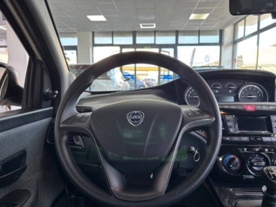 Lancia Ypsilon 1.0 FireFly 5 porte S&S Hybrid Ecochic UnYca (10)