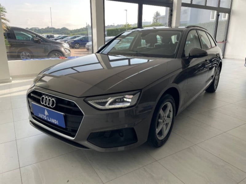 Audi A4 Avant 35 2.0 tdi mhev Business Advanced 163cv s-tronic