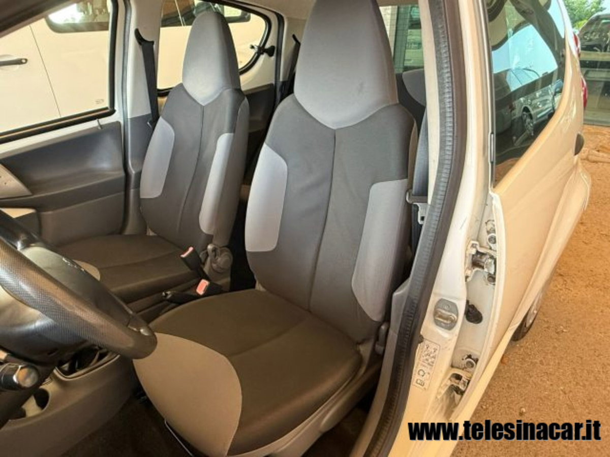 Peugeot 107 68CV 3p. Desir (11)
