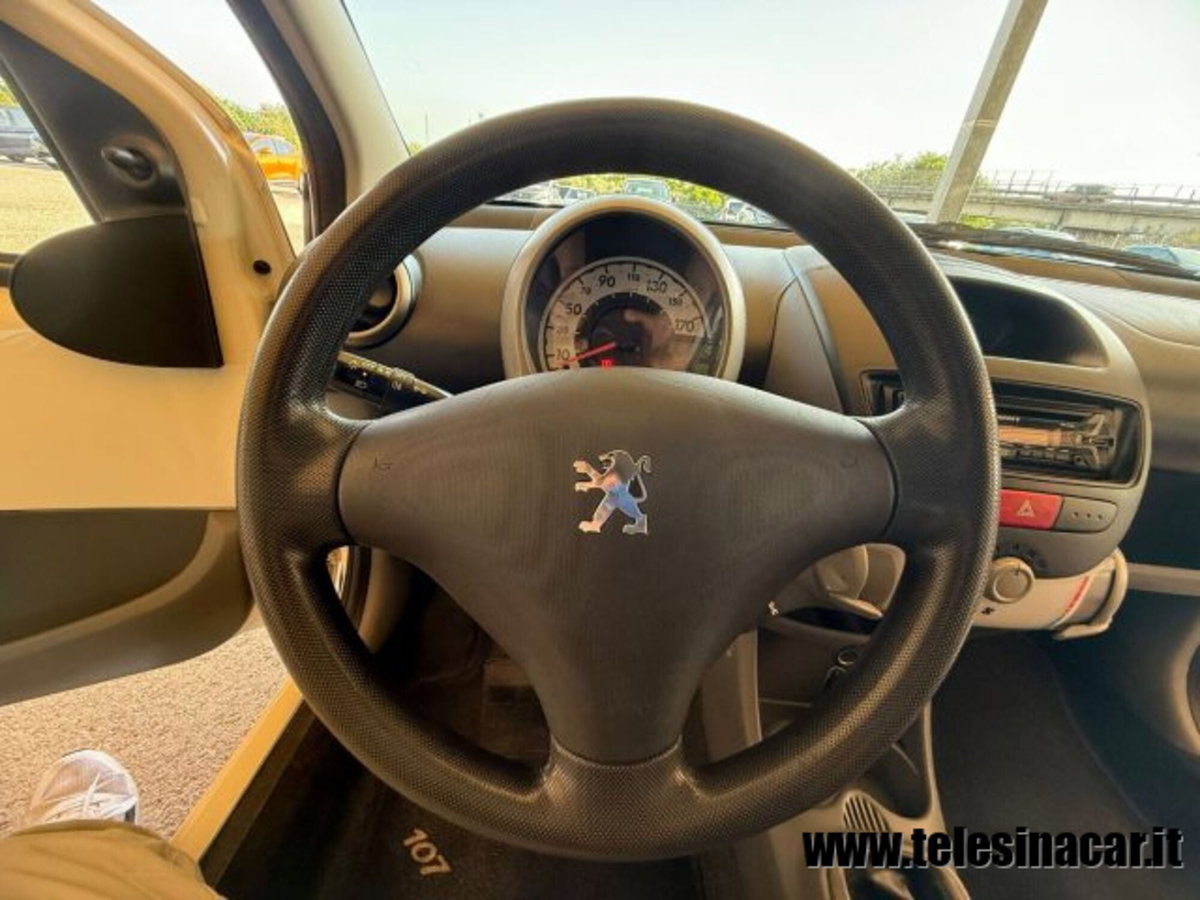 Peugeot 107 68CV 3p. Desir (17)