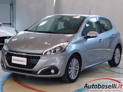 Peugeot 208 82 5 porte Allure usata