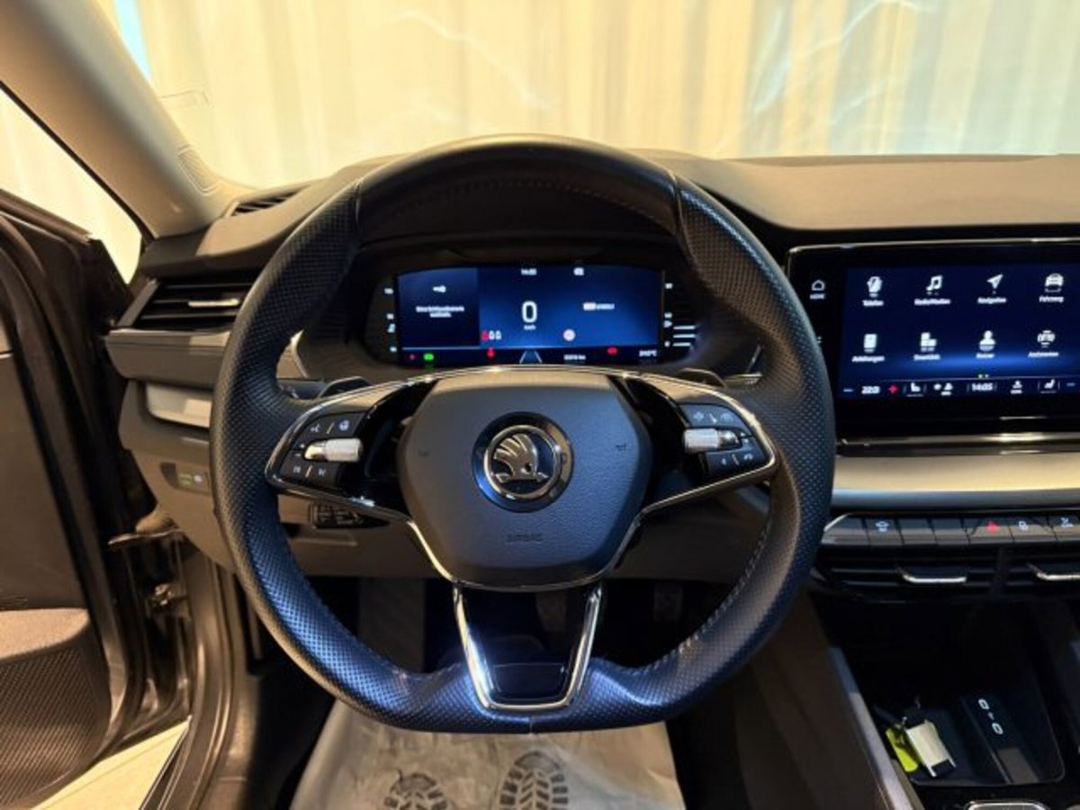 Skoda Octavia 2.0 TDI EVO SCR DSG Executive (7)