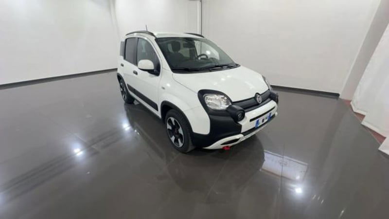 Fiat Panda Cross 1.0 firefly hybrid Cross s&s 70cv 5p.ti