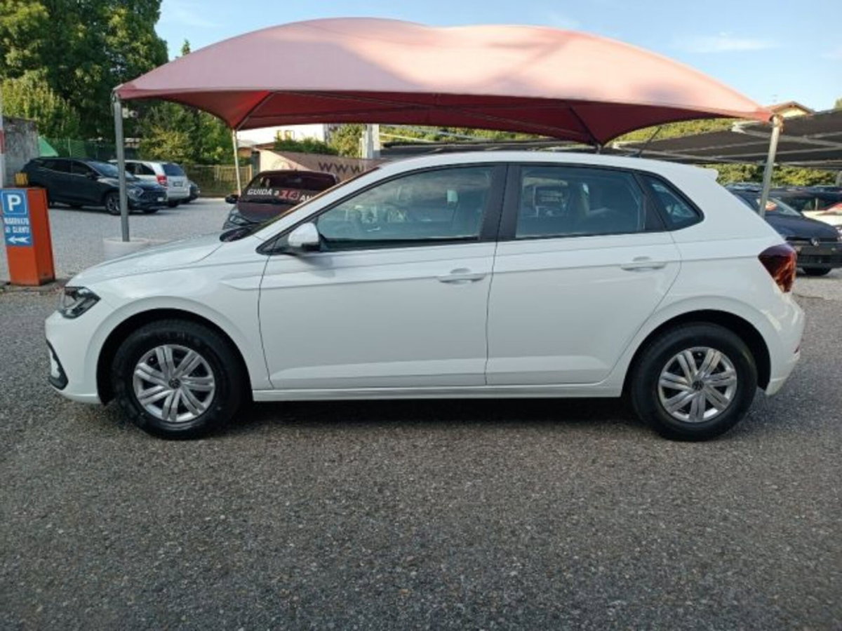 Volkswagen Polo 1.0 Life 80cv (4)
