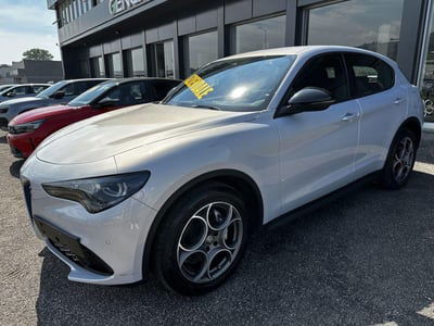 Alfa Romeo Stelvio Stelvio 2.2 Turbodiesel 160 CV AT8 RWD Sprint usata