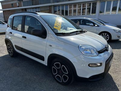 Fiat Panda 1.0 FireFly S&S Hybrid City Cross usata