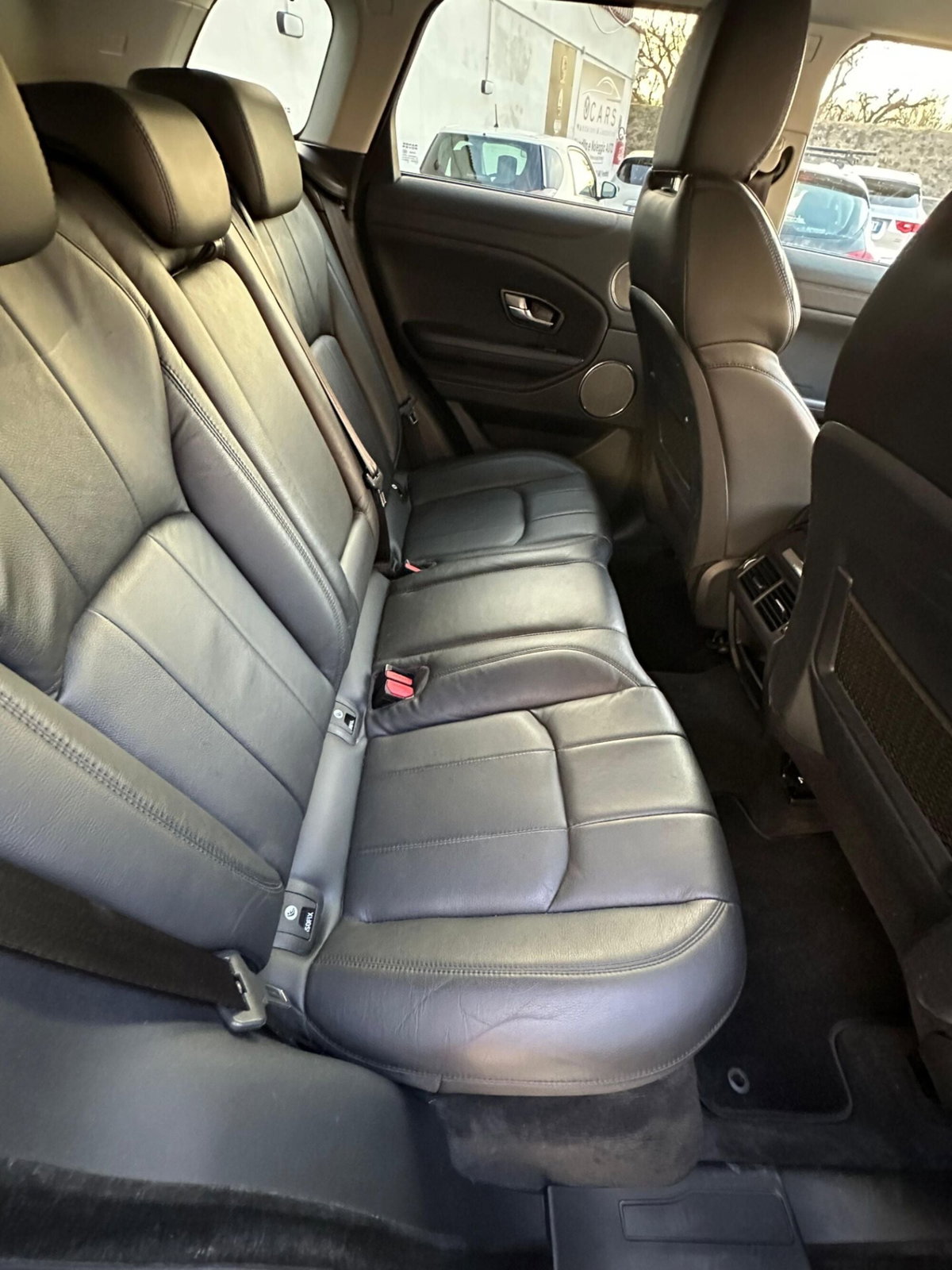 Land Rover Range Rover Evoque 2.0 TD4 150 CV 5p. Pure (16)