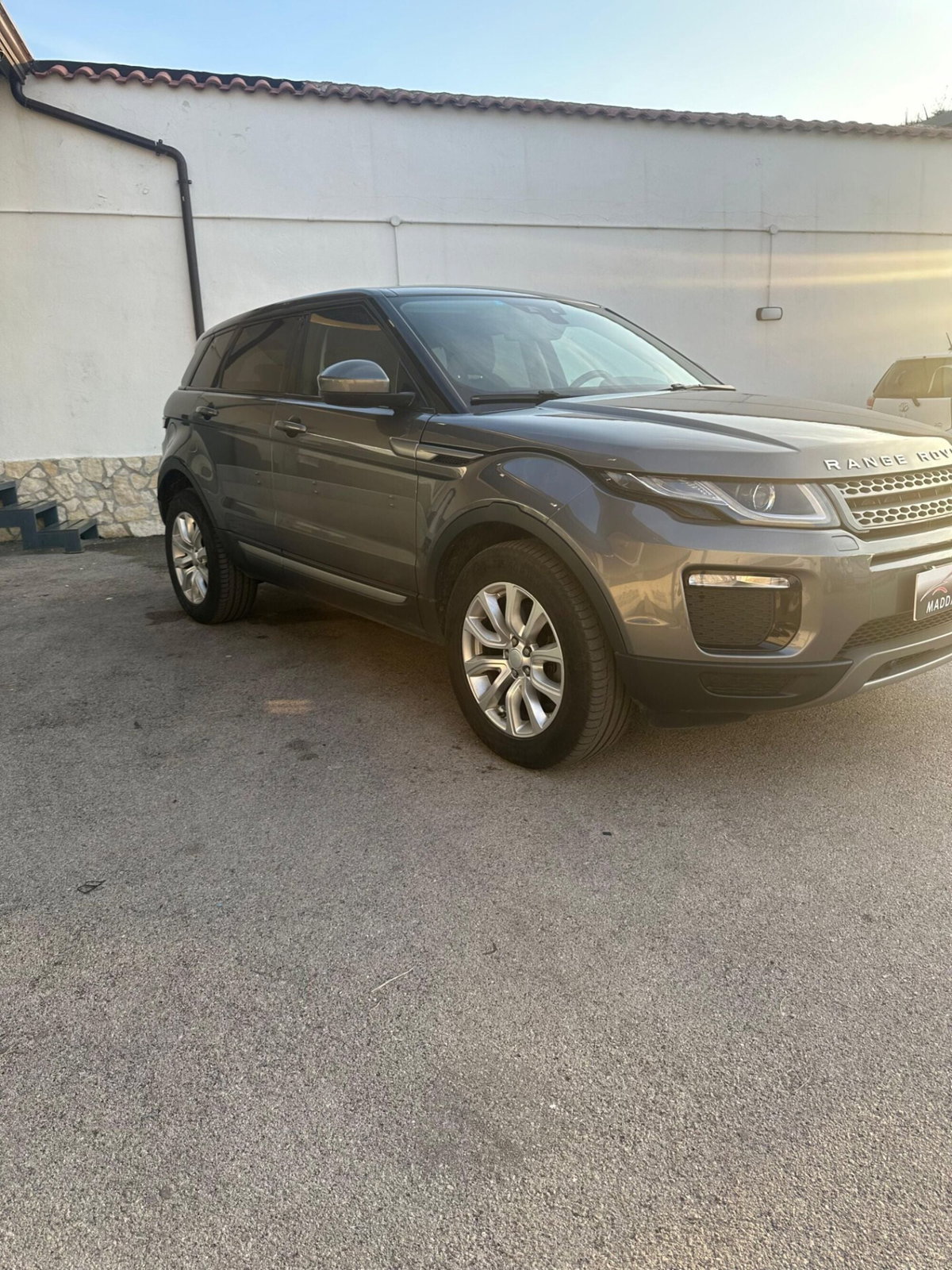 Land Rover Range Rover Evoque 2.0 TD4 150 CV 5p. Pure (2)