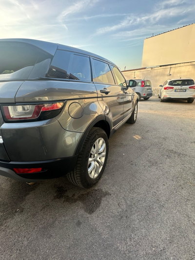 Land Rover Range Rover Evoque 2.0 TD4 150 CV 5p. Pure (9)