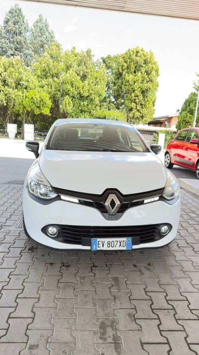 Renault Clio 0.9 TCe 12V 90CV 5 porte Costume National usata