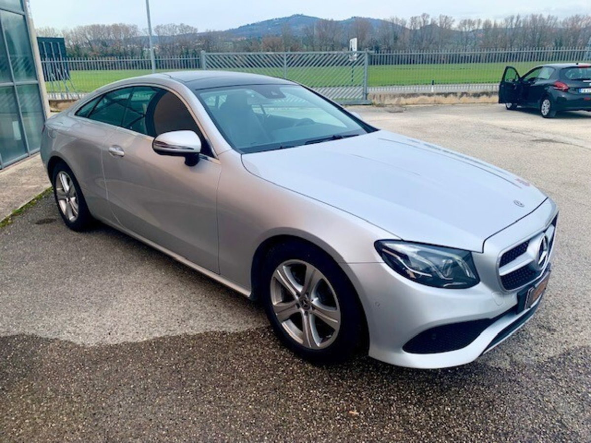 Mercedes-Benz Classe E Coupé 350 d 4Matic Business Sport (6)