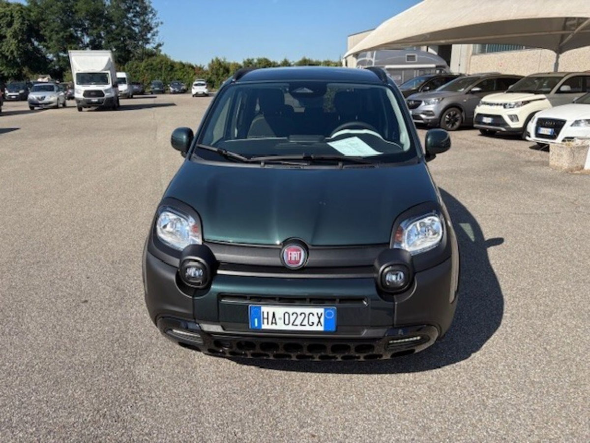 Fiat Panda 1.0 FireFly S&S Hybrid City Cross (3)