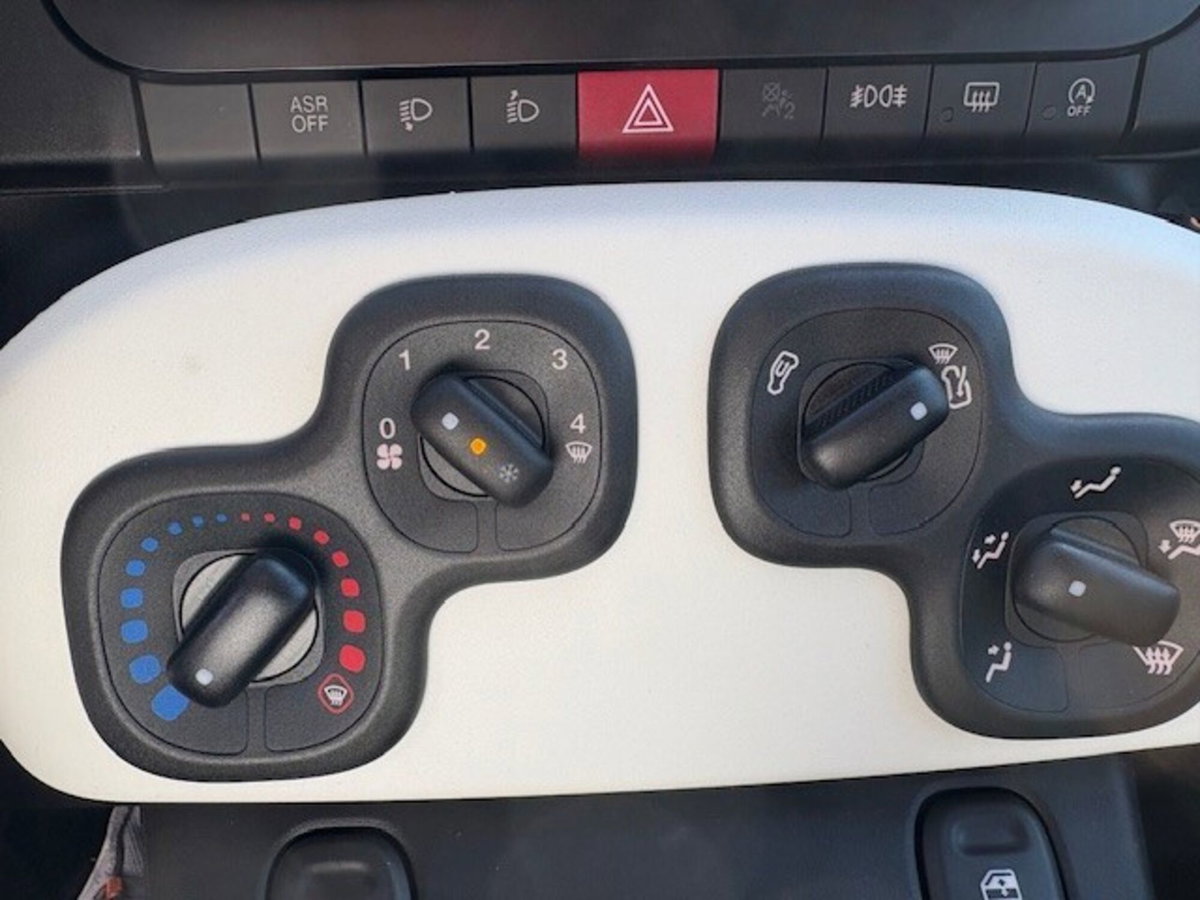 Fiat Panda 1.0 FireFly S&S Hybrid City Cross (7)