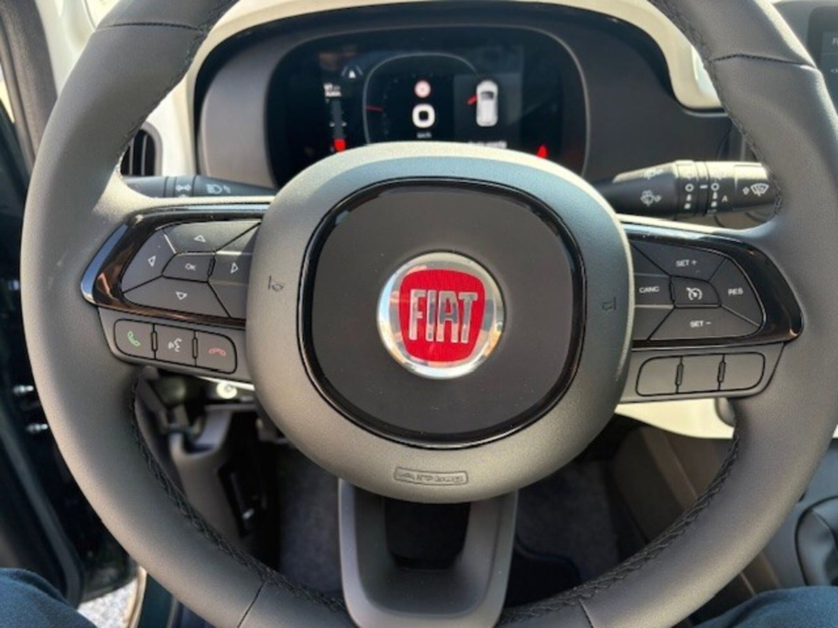 Fiat Panda 1.0 FireFly S&S Hybrid City Cross (9)
