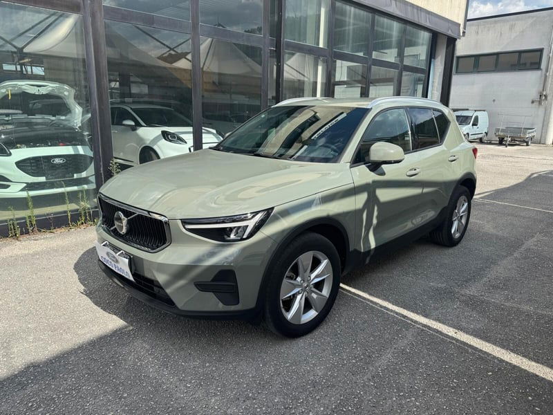 Volvo XC40 B3 automatico Core