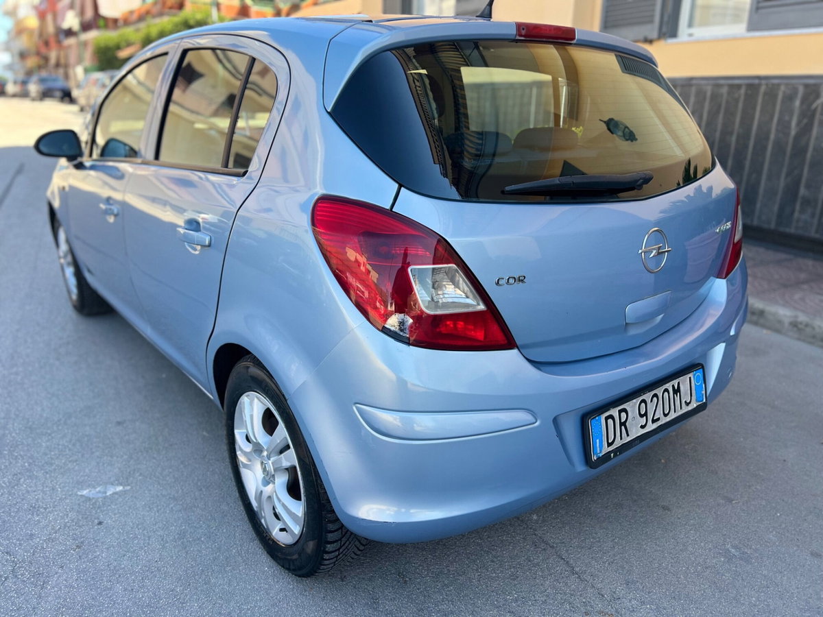 Opel Corsa 1.3 CDTI 75CV F.AP. 5 porte Club (2)