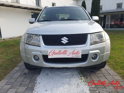 Suzuki Grand Vitara 1.9 DDiS 5 porte Crossover (2)
