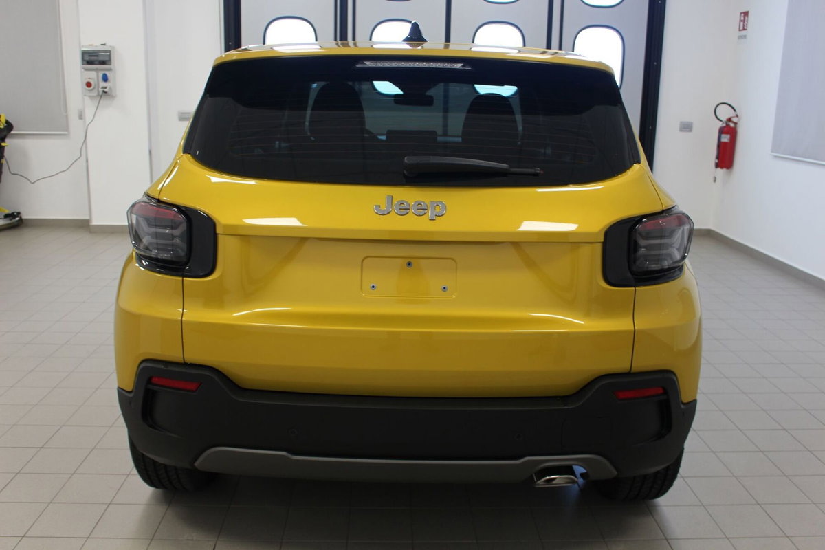 Jeep Avenger 1.2 turbo Longitude fwd 100cv (5)