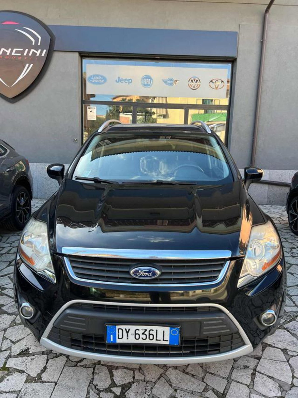 Ford Kuga 2.0 TDCi 136 CV 2WD Titanium DPF (2)