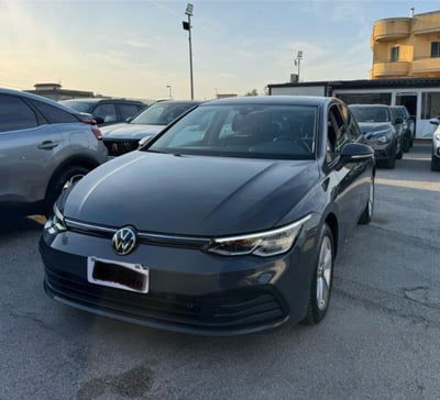 Volkswagen Golf 2.0 TDI SCR Life usata