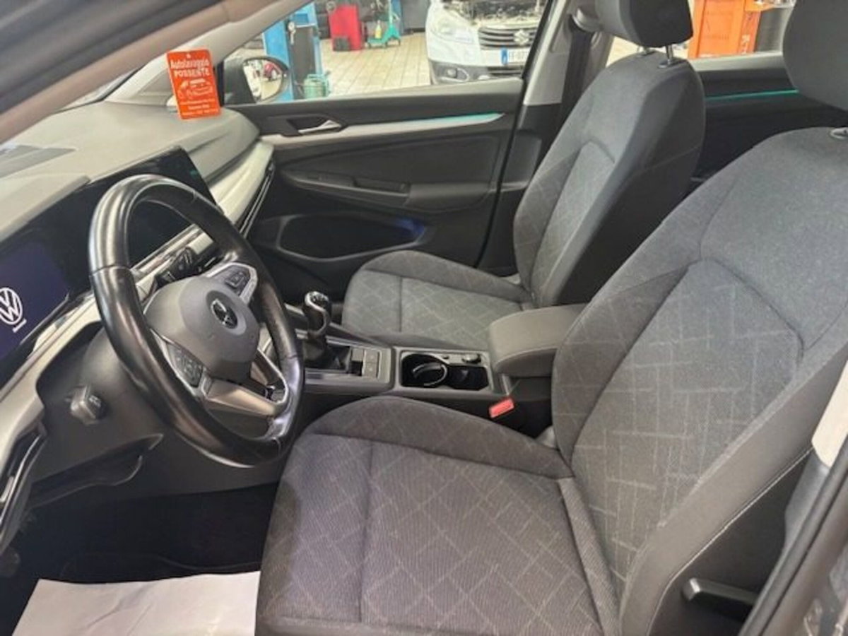 Volkswagen Golf 2.0 TDI SCR Life (9)