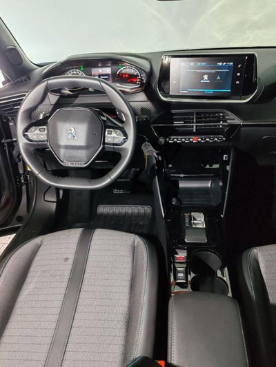 Peugeot 2008 1.2 puretech Allure s&s 130cv eat8 (15)