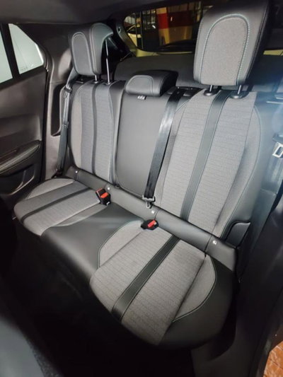Peugeot 2008 1.2 puretech Allure s&s 130cv eat8 (16)