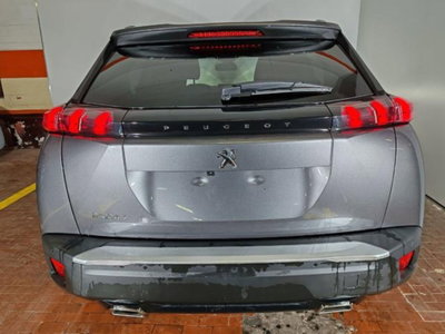 Peugeot 2008 1.2 puretech Allure s&s 130cv eat8 (5)