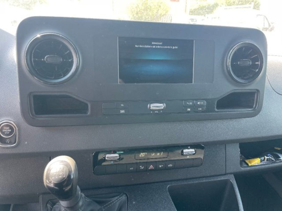 Mercedes-Benz Sprinter F37/35 311 CDI RWD TA Furgone (2)