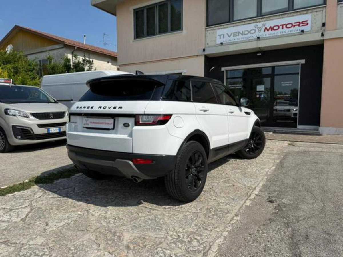 Land Rover Range Rover Evoque 2.0 TD4 150 CV 5p. Pure (4)