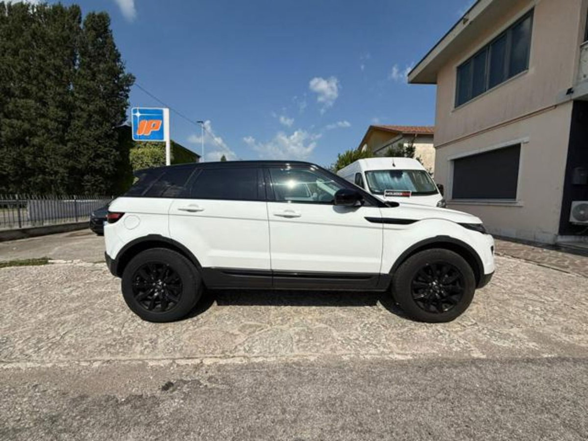 Land Rover Range Rover Evoque 2.0 TD4 150 CV 5p. Pure (8)