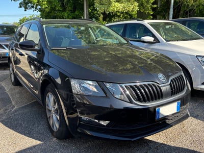 Skoda Octavia Station Wagon 1.6 TDI SCR 115 CV DSG Wagon Style usata