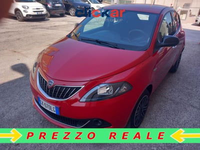 Lancia Ypsilon 1.0 FireFly 5 porte S&S Hybrid Gold Plus usata