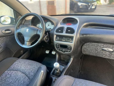 Peugeot 206 Cabrio HDi FAP CC Quiksilver (16)