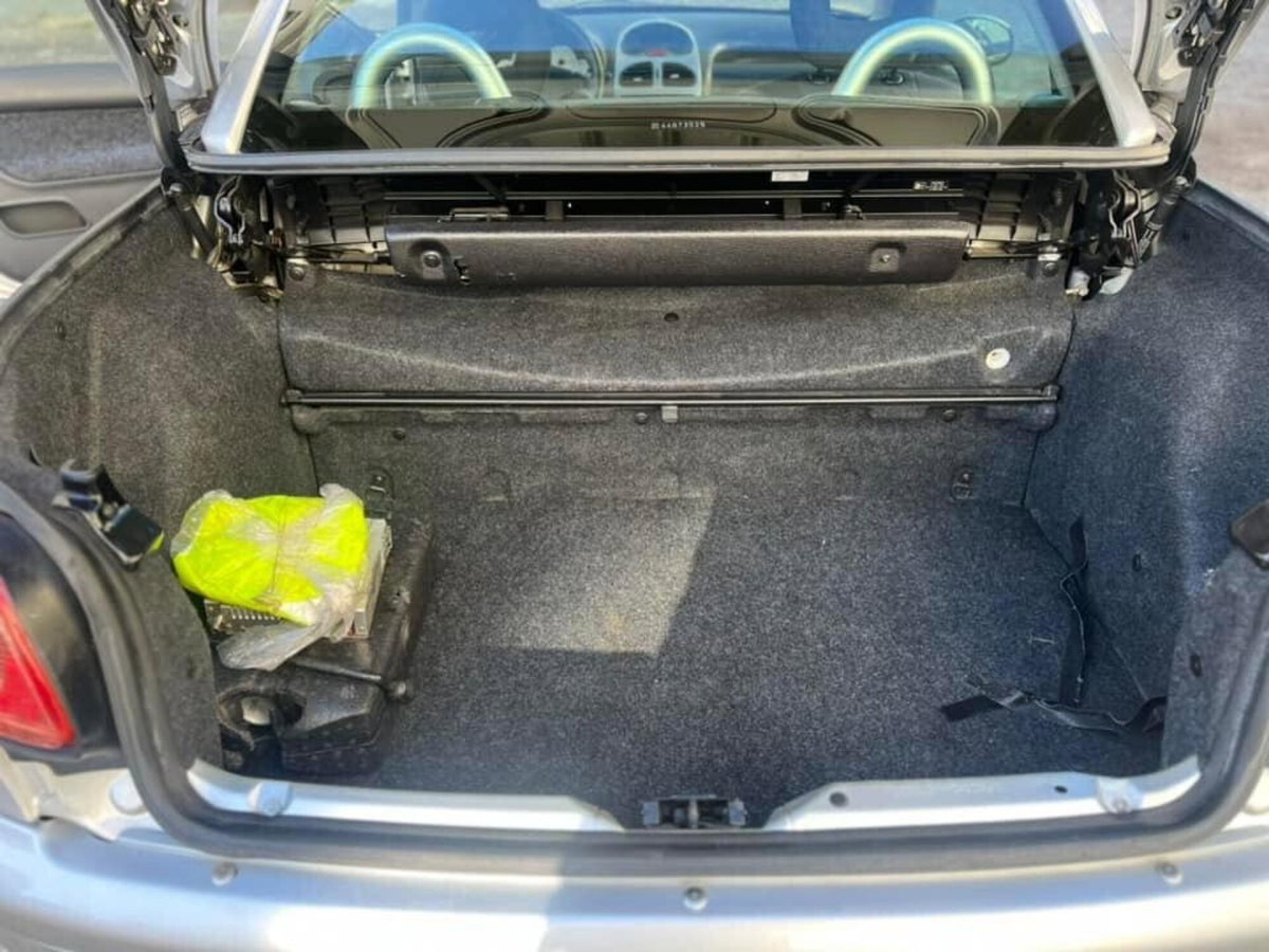 Peugeot 206 Cabrio HDi FAP CC Quiksilver (6)