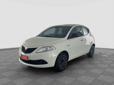 Lancia Ypsilon 1.2 69 CV 5 porte Gold usata