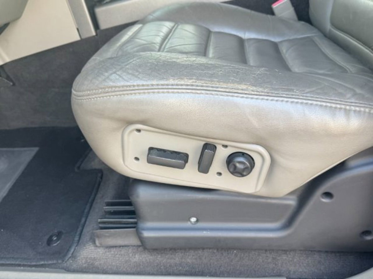 Hummer H2 V8 Luxury Autocarro (16)