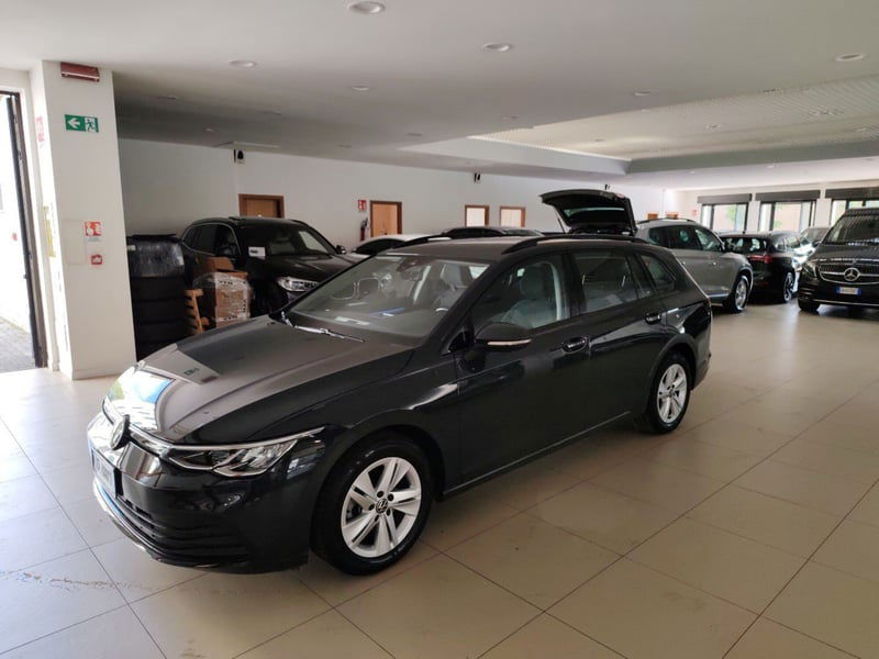 Volkswagen Golf Variant 1.0 TSI EVO Life