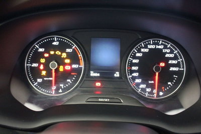 SEAT Ateca 1.6 TDI DSG Business (10)