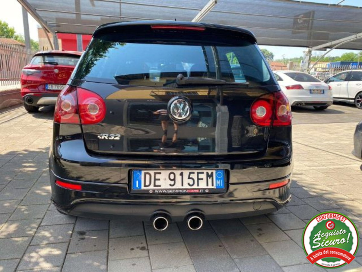 Volkswagen Golf 3.2 VR6 4mot. 5p. DSG R32 (6)